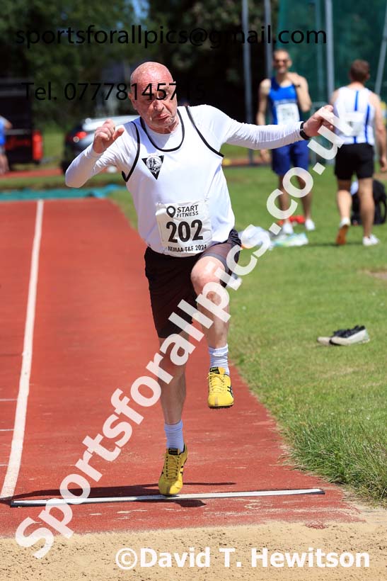 Mens long jump, 2024 NE Masters Track and Field Champs., Monkton Stadium, Jarrow.  Photo: David T. Hewitson/Sports for All Pics